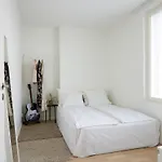 Lejlighed Turku's Atmospheric - Two Bedroom In A Prime Location Turku