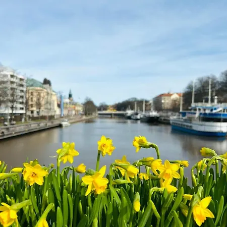 Turku's Atmospheric - Two Bedroom In A Prime Location Appartement Turku